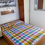 Mara I Ante Apartmán Primošten