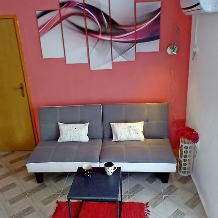 Apartment Mara I Ante Primosten